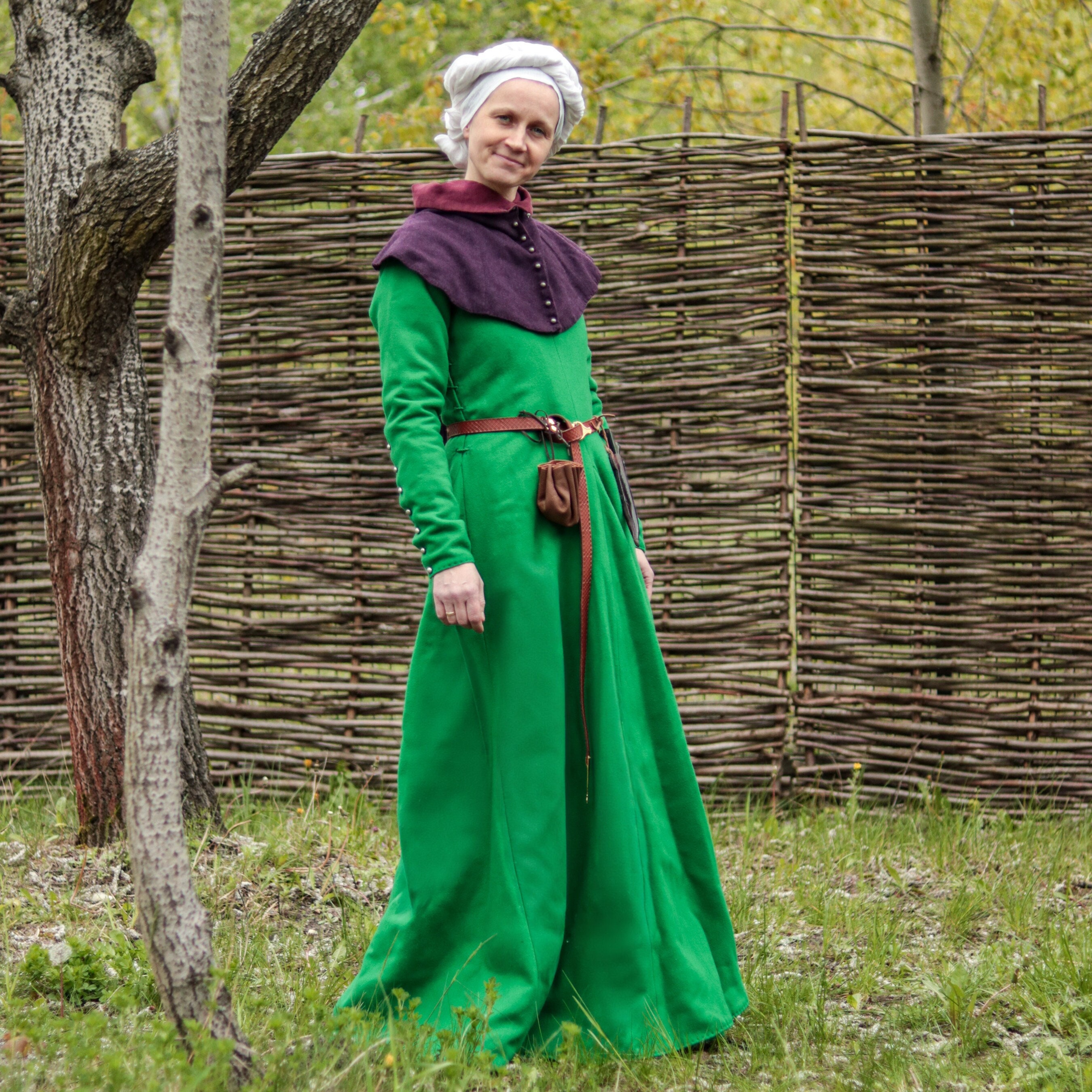 green emerald velvet dress Amazon.com: Medieval Dress for Women Plus Size Halloween Costumes Sexy  Gothic Corset Maxi Dresses Vintage Renaissance Ball Gowns Steampunk Punk  Goth Victorian Costume Sundresses Army Green : Clothing, Shoes & Jewelry