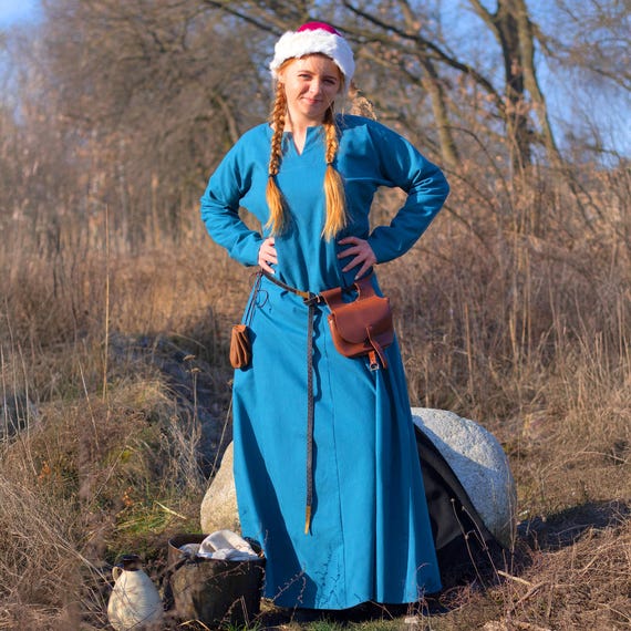 Linen Cotte Isabel - Medieval Linen Underdress - 14th Century Gown - Women's Historical Clothing - LARP, Reenactment, Cosplay - Lady's Dress