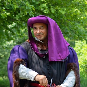 Luxurious Silk Chaperon - Natural Fabrics - Medieval Headwear For Men - Historical Hat For 15thCentury Costume - Gift For Him - Vernon Roche