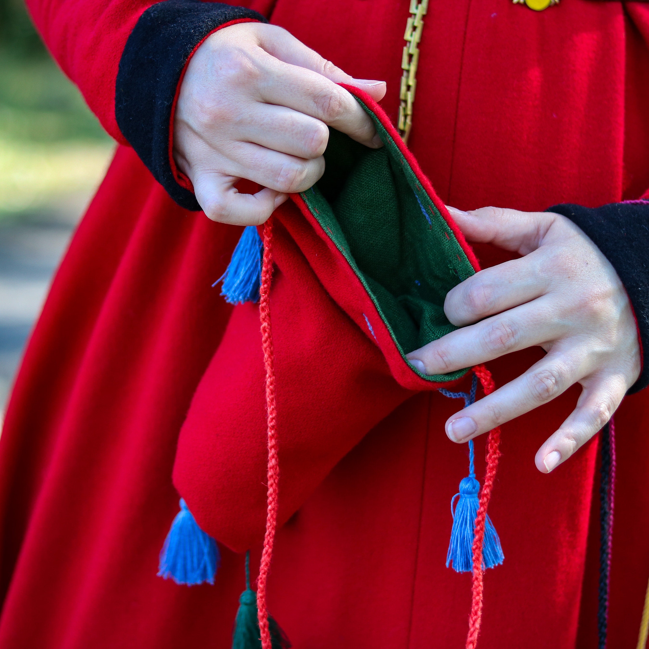 Top in maglia velvet a coste con fiocco tinta unita - Rosso - Bambina