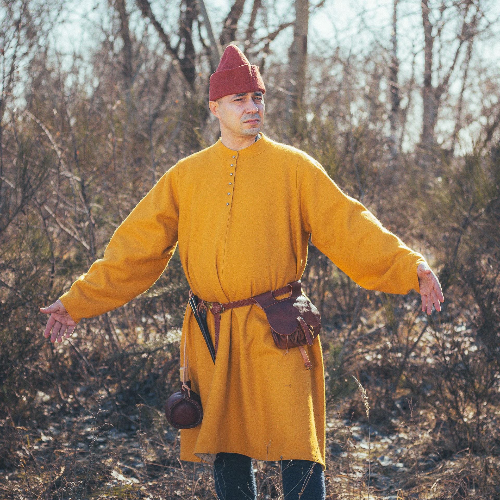 Medieval Worker Robe Medieval Robe Leonard – Historical Men’s Tunic - 14th–15th Century ...