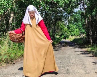 Woolen Surcote Overgown - Medieval Simple Overdress - Sleeveless Surcoat For Lady - Women’s Medieval Fashion - 12th-14th Century Clothing