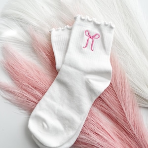 Women’s Embroidered Bow Ruffle Socks/White/Pink/Accessories/Women’s/Girlie/Coquette