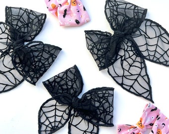 Black Spiderweb Tulle Halloween Bows/Flocked/Baby Girl/Toddler Bow Clips/Pigtail Bows/Spidergirl/Spider-Man