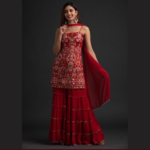 Red Patiala Suit Punjabi Salwar Kameez Wedding Wear Kurta Set - Etsy | How  to wear, Indian designer outfits, Black and gold lehenga