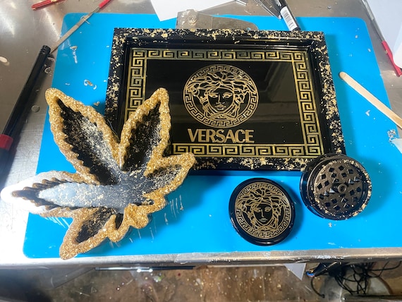 Marijuana, pot leaf, cannibis, ashtray, jewelry dish, coffee table, decoration