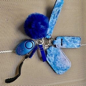 Safety keychain, personal protection, with alarm