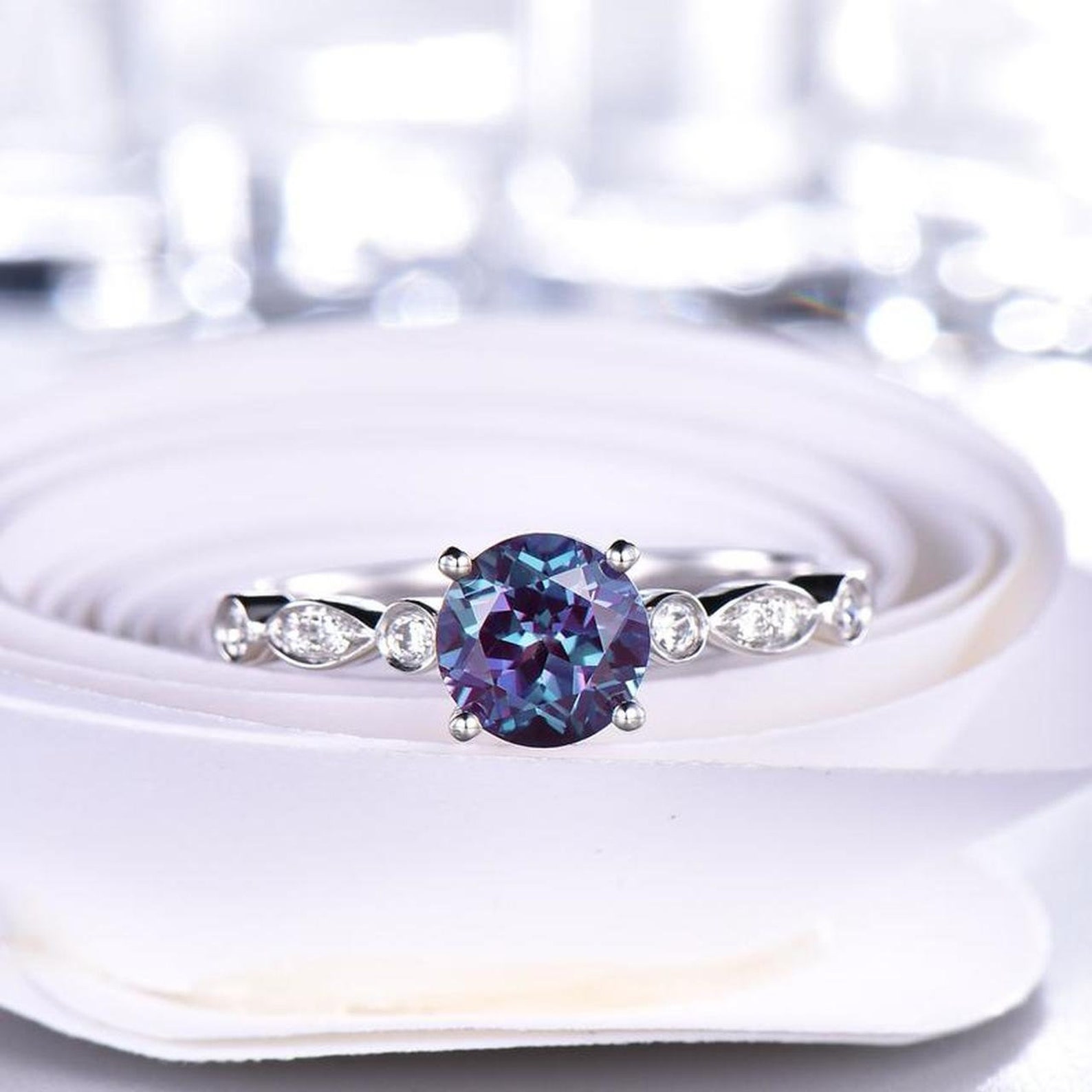 14K/18K White Gold Round Alexandrite Engagement Ring Tiara Etsy