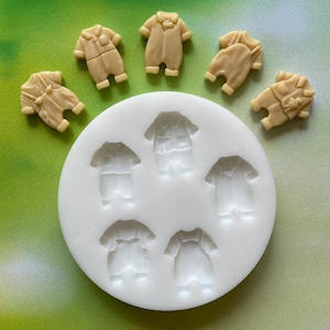 Baby clothes Silicone mold, Miniature flatback doll jewelry magnet mold, Scrapbook DIY, melt and pour craft supplies, casting crafts DIY