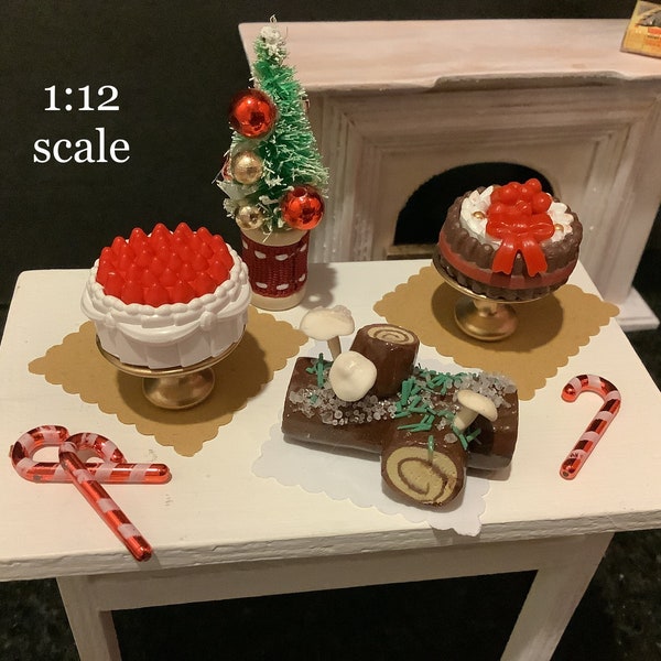 Miniature Buche de Noël pour maison de poupée à l'échelle 1:12, gâteaux des FÊTES. Bûche de Noël, 1/12 présentoirs à gâteaux