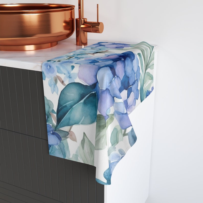 LuxiLilyDecor Hydrangea Hand Towel - Thumbnail 4