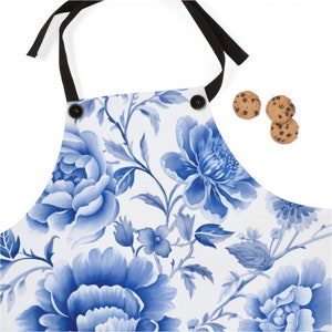 Chinoiserie Apron, Chinoiserie Floral Kitchen Apron, Blue Porcelain Design Baking Apron, Toile de Jouy apron, Hampton blue baking apron