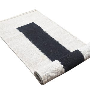 Tapis en jute noir à rayures tissé à la main - Grande surface en jute noire - Tapis en jute pour porche - Tapis en jute noir pour couloir - Tapis en jute naturel respectueux de l&#39;environnement 3 x 5