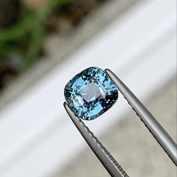AMAZING, Triple Color-Change "Chameleon" UBER-RARE Teal-to Blue-to-Greenish Blue, Double Lab Certified Sapphire! Appraised at 2,600 Dollars!