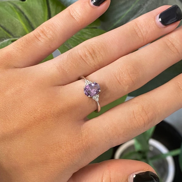 Genuine Oval Amethyst Stone Ring, Purple February Birthstone Ring, 925 Silver Jewellery, Women's CZ Minimalist Rings, Stackable Rings, Gifts