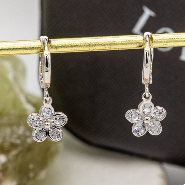 Daisy Flower CZ Sparkly Dangling Earrings in Sterling Silver, Huggie Hoops, Dainty Floral Hoops, CZ Summer Hoops, Minimalist, Simple, Gifts