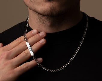 Collar de plata personalizado con nombre, cadena tipo curb de 5 mm, unisex, para hombre y mujer. Collares de plata con fechas o iniciales personalizadas. Regalo personalizado.