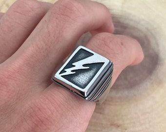 Lightning Bolt Ring | Lightning Strike Signet Ring | Mens and Womans Rings |Stainless Steel Ring Jewelry | Unisex Ring Mens Womens Jewellery