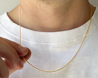 Gold Snake Chain Necklace in 0.9mm 