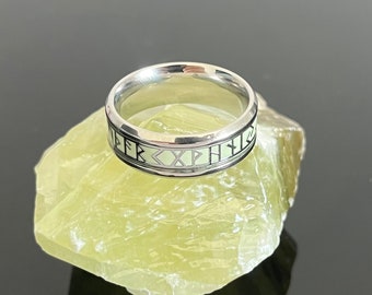 Wikinger Runen Ring | Hellgrüner Ring | Silberringe | Herren Geschenke | Seemannsringe | Bandringe | Runen Schriftzug | Damen Geschenk | Schmuck