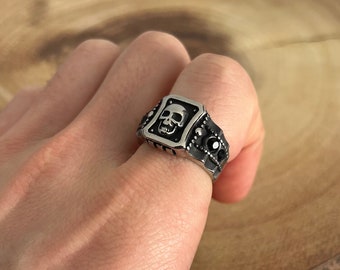Skull face Ring | Skull Signet Ring | Mens and Womans Rings | Stainless Steel Ring Jewelry | Unisex Ring Mens Womens Jewellery