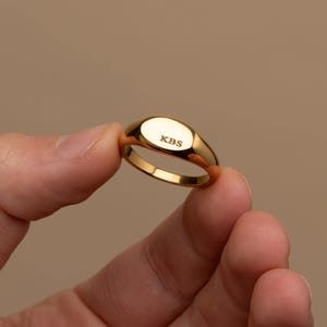 Aangepaste ovale 18K gouden zegelring, monogramring, graveerbare zegelring, gepersonaliseerde pink, gouden zegelringen, moderne zegelring,