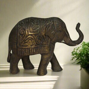 Vintage Decorative Brass Statue of Elephant Size 13.5 x 5.5 x 10 cm