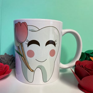 Becher mit glücklich lächelndem Zahn 11 oz