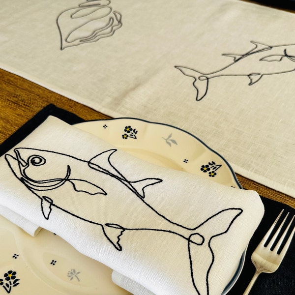Linen dinner napkins with s fish, a lobser, a crab and a shell embroidery, embroidered linen napkins, a gift to a sea lover