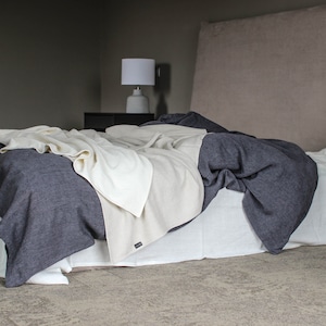 Linen duvet cover, Washed linen duvet with  wide ties closure, Bow ties  linen bedding, Soft linen bedding in various colors