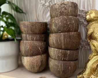 Pack of 4 - coconut shell / eco/reuse/ think green