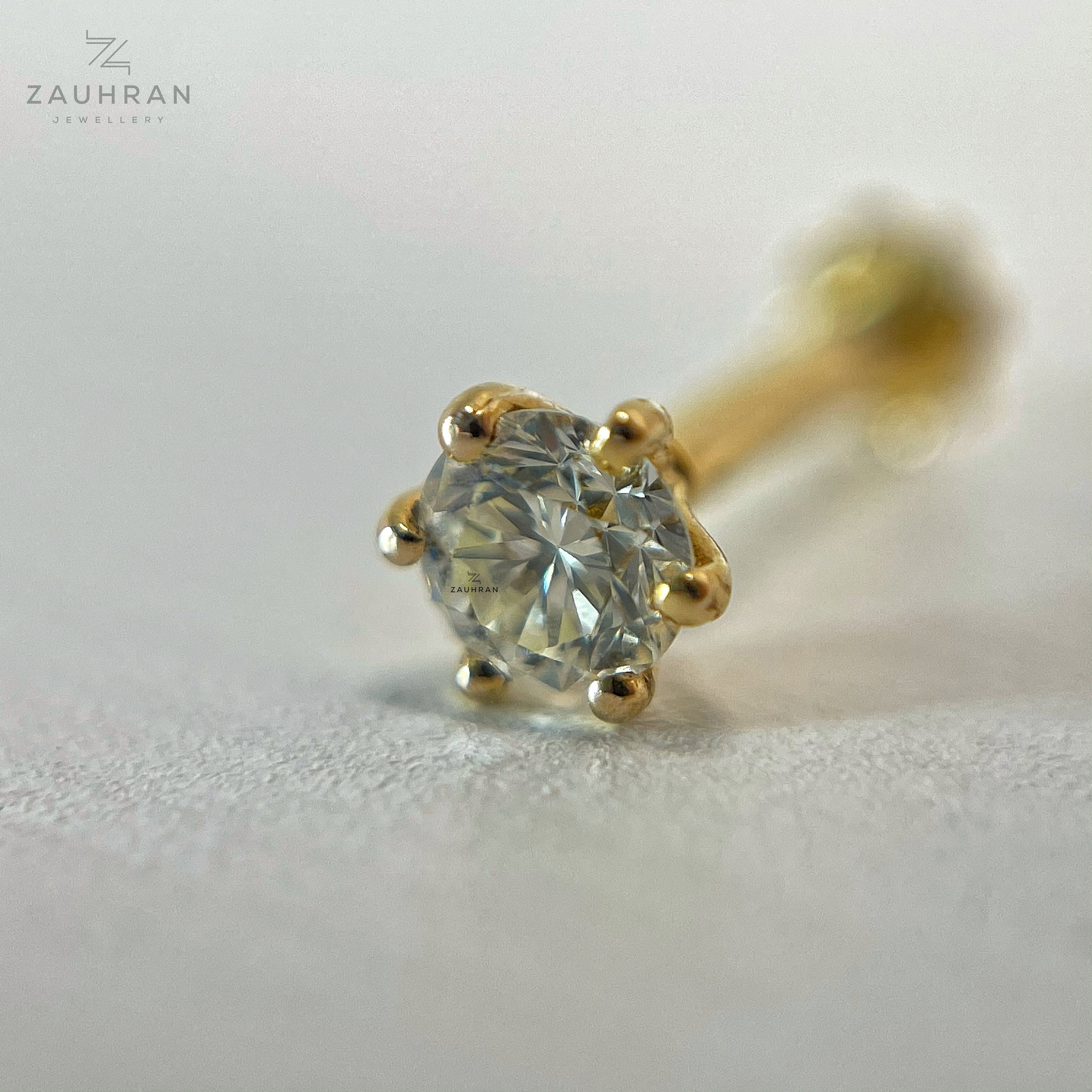 Diamond nose pin deals single stone with price