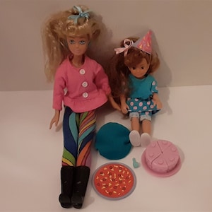 The Baby-Sitters Club Stacey and Charlotte Dolls with Party Accessories Remco BSC #9334 Vintage 1992