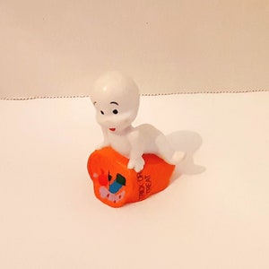 Casper the Friendly Ghost PVC Figure Trick or Treat Halloween Harvey Applause Vintage 1989