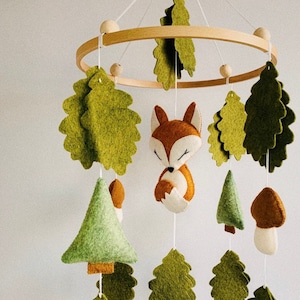 Fox baby mobile , woodland creature and mushroom mobile , gender neutral mobile , forest nursery decoration , woodland baby shower