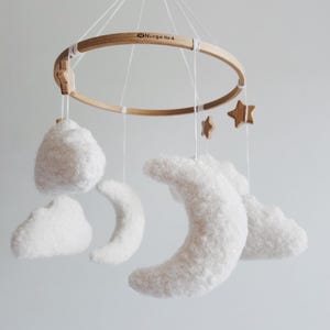 Boucle  cloud & moon  baby mobile , Gendar neutral mobile , Scandinavian nursery decor