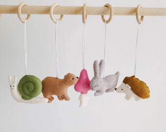 Baby play gym woodland , baby gym hanging toys set