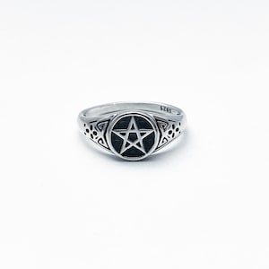 925 Sterling Silver Star Ring Small Pinky Ring Light Weight Pentacle Pentagram Star Ring #038