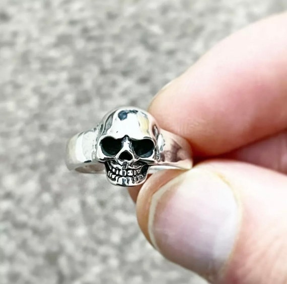 Mens Silver Skull Ring | David Jonns