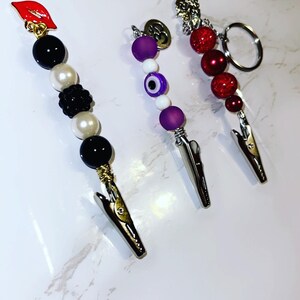 Multi-use keychain clip/ATM card clip/ATM card grabber/Credit card clip/Cigarette clip/Long mail card grabber