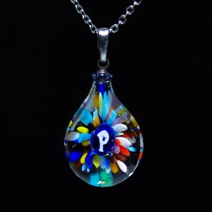 Colgante carta inicial, Colgante de dijes iniciales de cristal hecho a mano, Regalo personalizado, Colgante de cristal de Murano, Colgante de regalo personalizado, Especial para ti