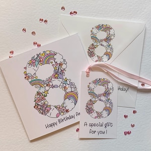 Magnifique carte personnalisée licorne pour le 8e anniversaire. Fantastique pour les amateurs de licornes !  Numéro 8. Carte d'âge de l'enfant. Carte d'anniversaire pour un enfant de 8 ans