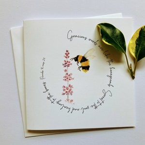 Belle abeille aquarelle sur un brin de lavande pour illustrer un verset biblique et faire une merveilleuse carte de foi chrétienne encourageante