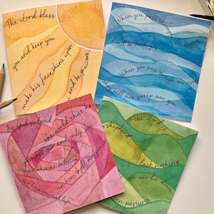 Ensemble de 4 cartes de foi chrétienne. Jean 3 16, Ésaïe 43 2, Nombres 6 24-26 et Psaume 23 1. Cartes encourageantes. Cartes de versets bibliques.