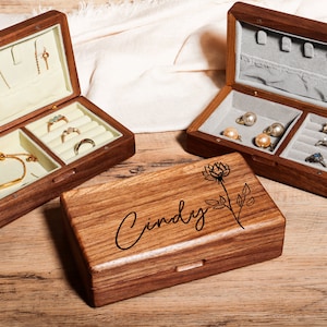 Portagioielli personalizzato inciso - Custodia da viaggio personalizzata per donna - Regalo per damigella d'onore - Organizer per gioielli in legno, portagioielli personalizzato