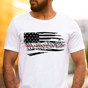 WE THE PEOPLE Thin Red Line Tattered American Flag 4. Juli, png, svg, jpg