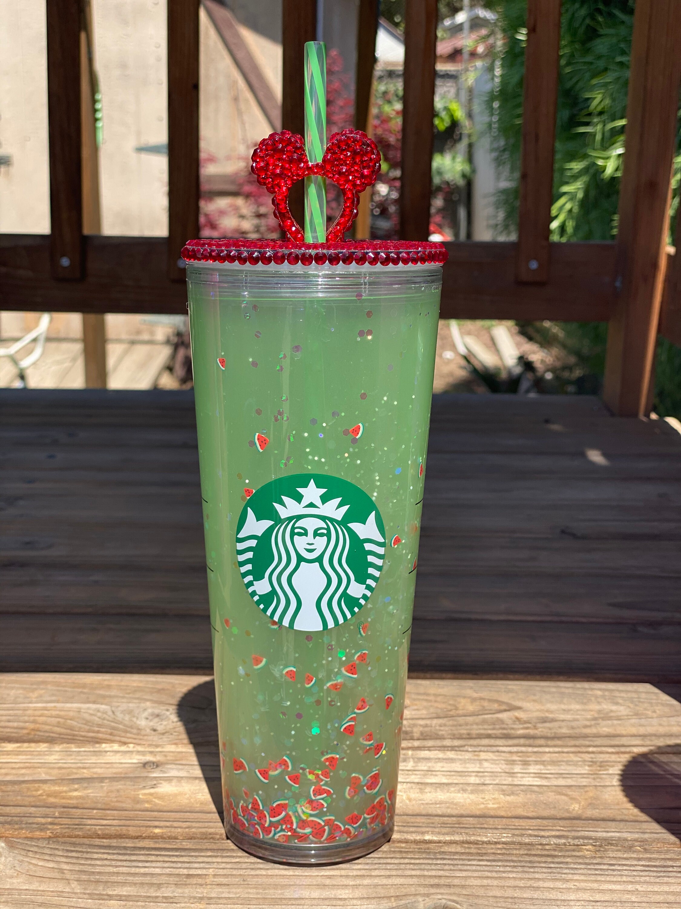 Snow globe tumbler cup DIY / New way to seal cups / Starbucks snowglobe  tumbler cups 