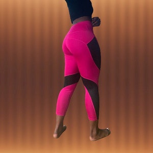 Pink Camo Leggings, Printed Leggings, Workout Leggings, Leggings for Women, Camouflage  Leggings, Yoga Pants, Capris, Plus Size Leggings 