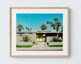 Palm Springs Yellow Door Art Print, Digital Download, California Photography, Home and Wall Decor, Modern Architecture Photography Print