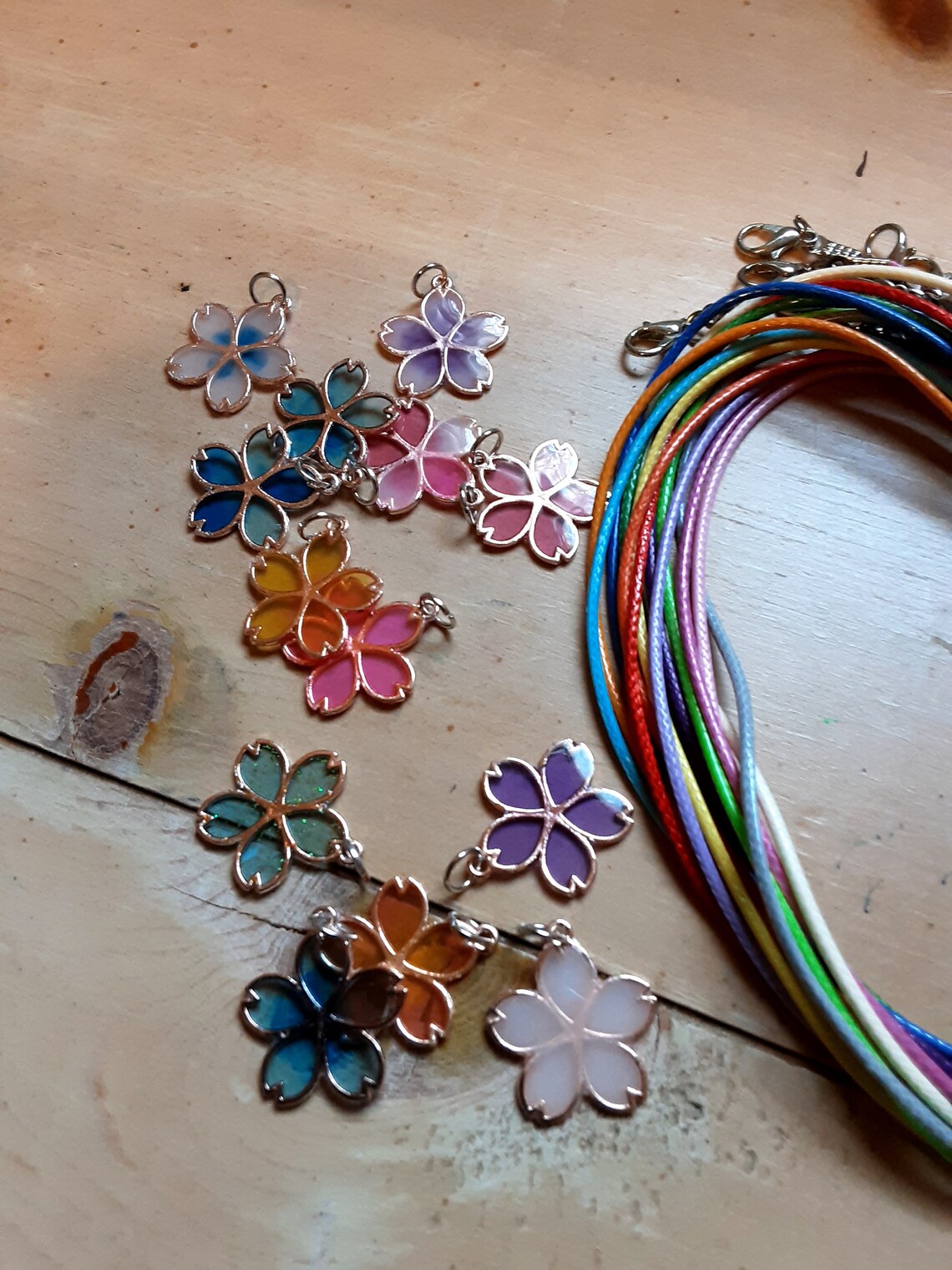 Resin Flower Necklace Etsy